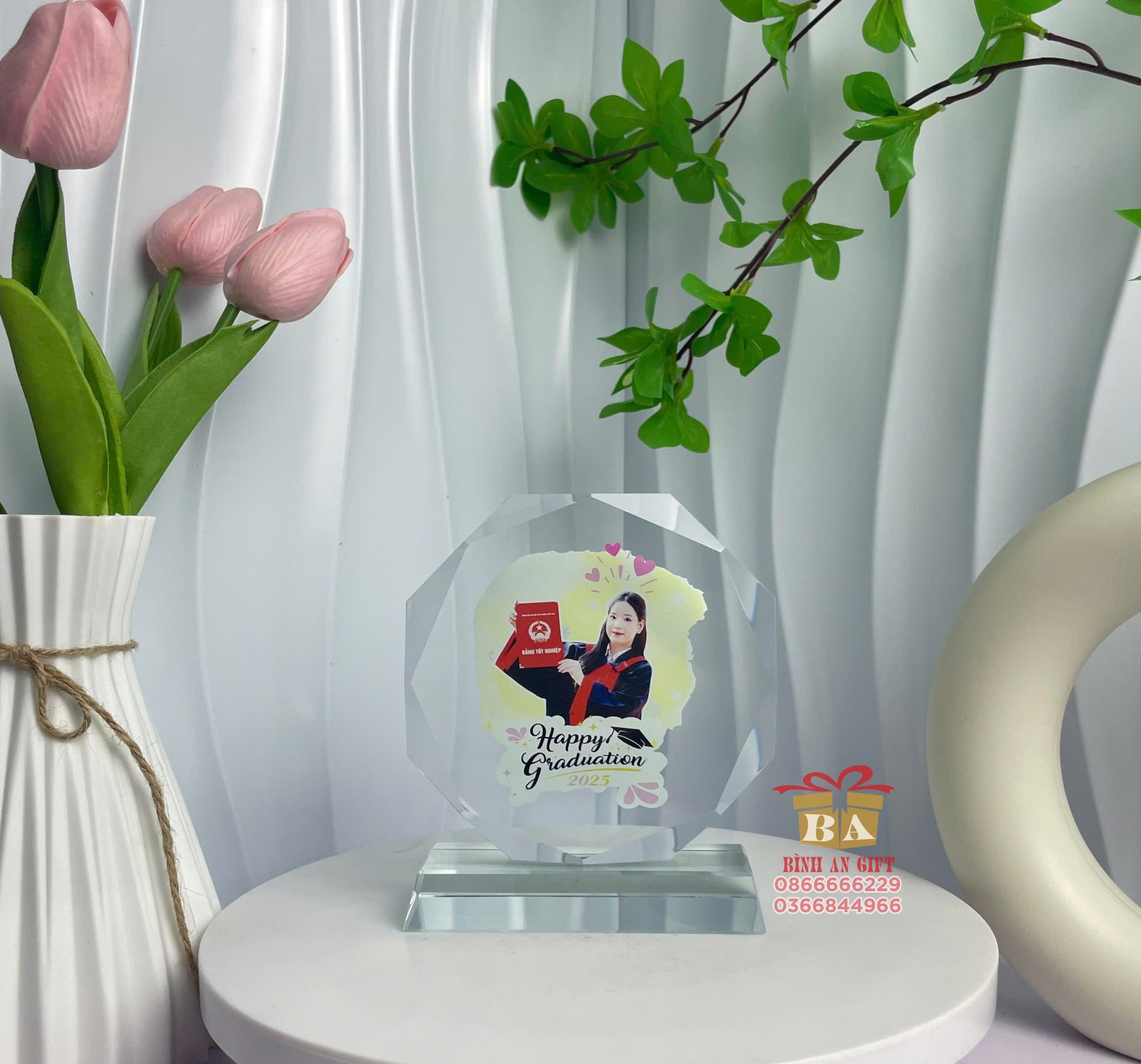 Cúp tốt nghiệp N002